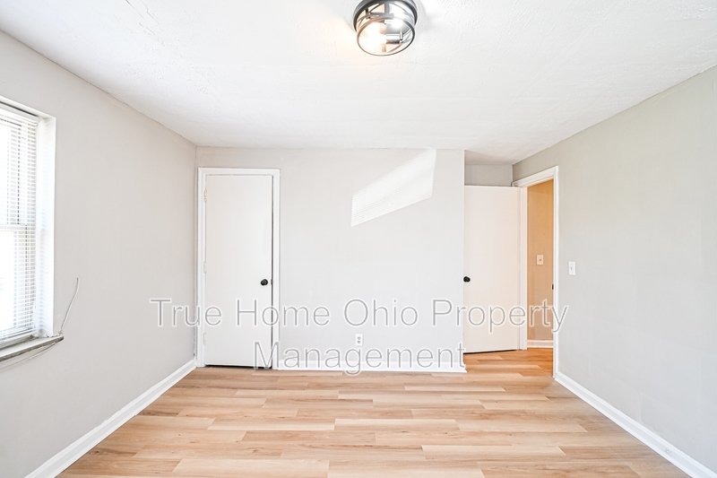 7139 Eastlawn Drive - 4 property image