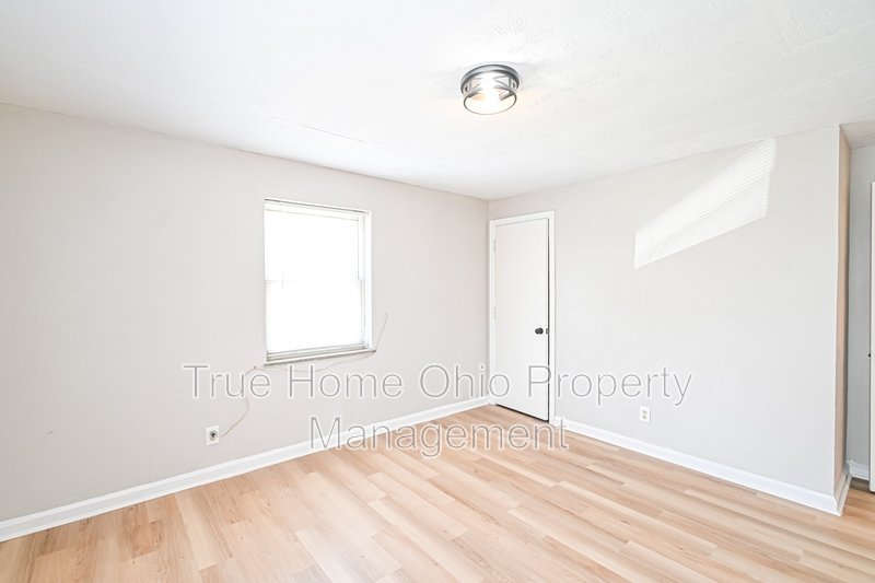 7139 Eastlawn Drive - 4 property image