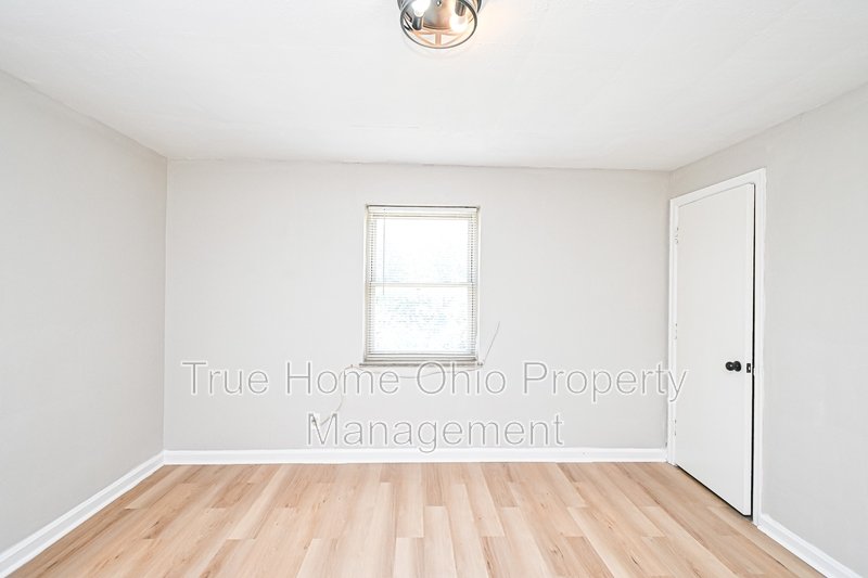 7139 Eastlawn Drive - 4 property image