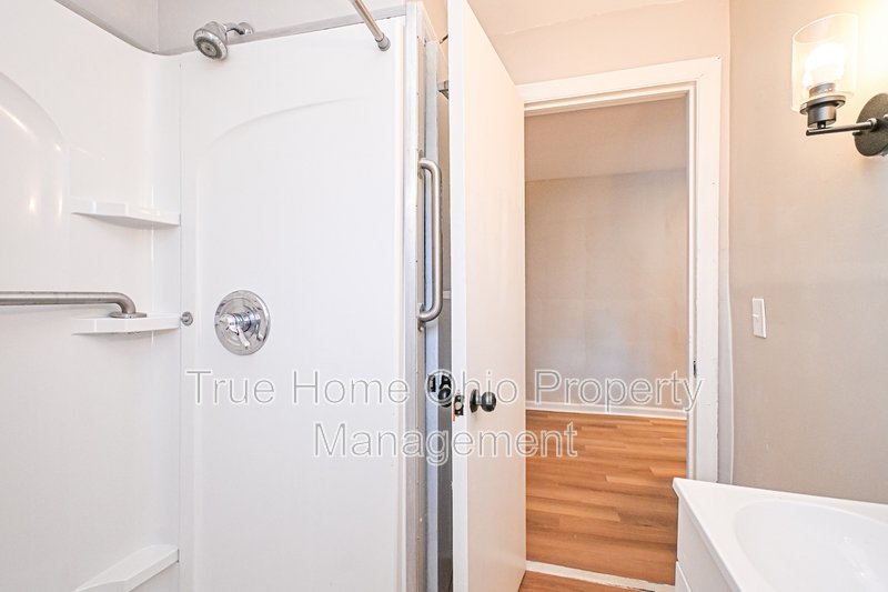 7139 Eastlawn Drive - 4 property image