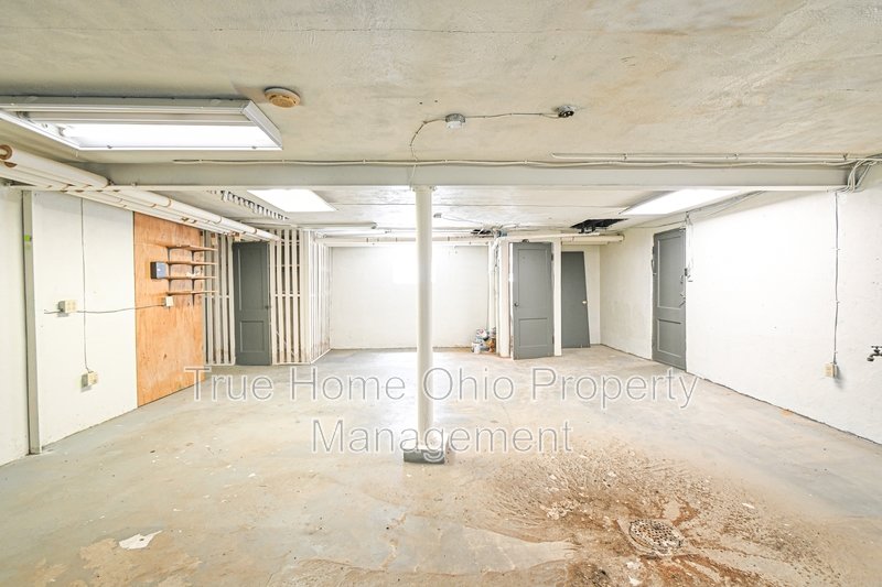 7139 Eastlawn Drive - 4 property image