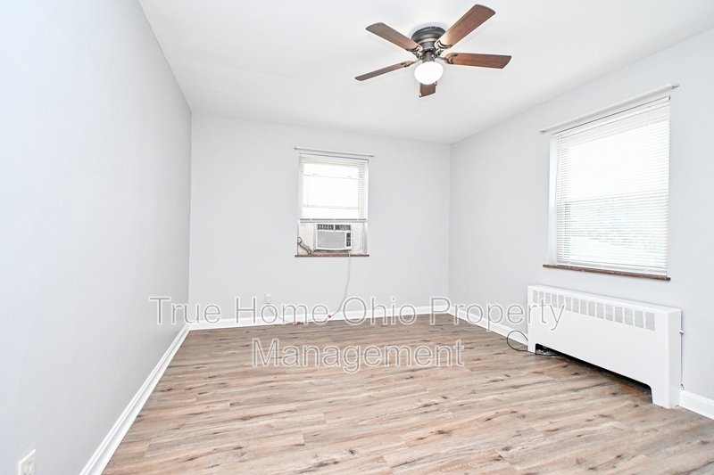 5541 Montgomery Road - 3 property image