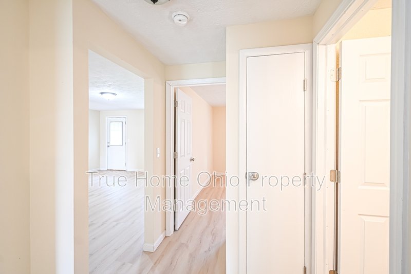 6171 Little Creek Court property image