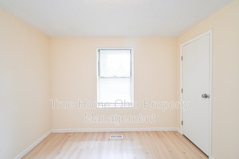 6171 Little Creek Court property image