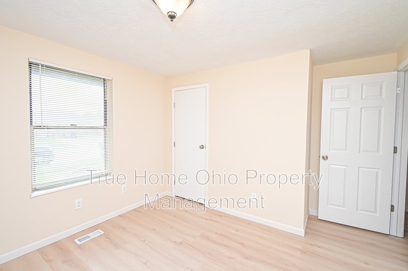 6171 Little Creek Court property image
