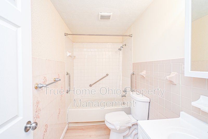 6171 Little Creek Court property image