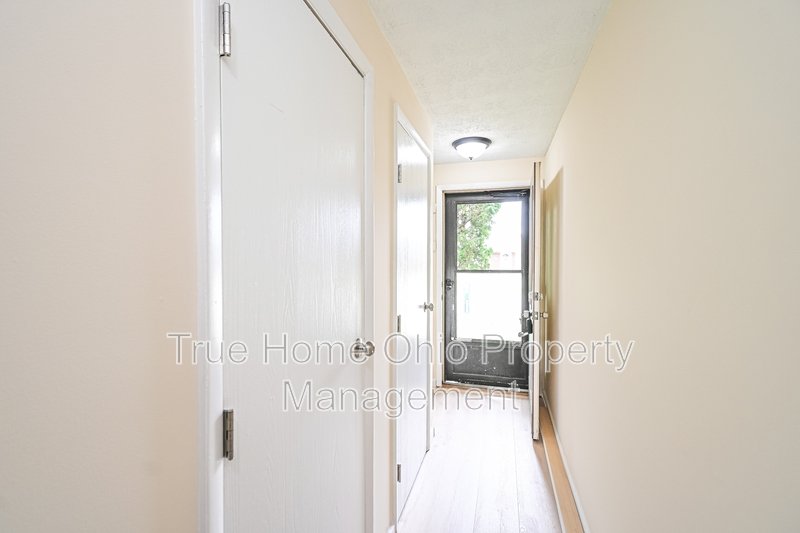 6171 Little Creek Court property image